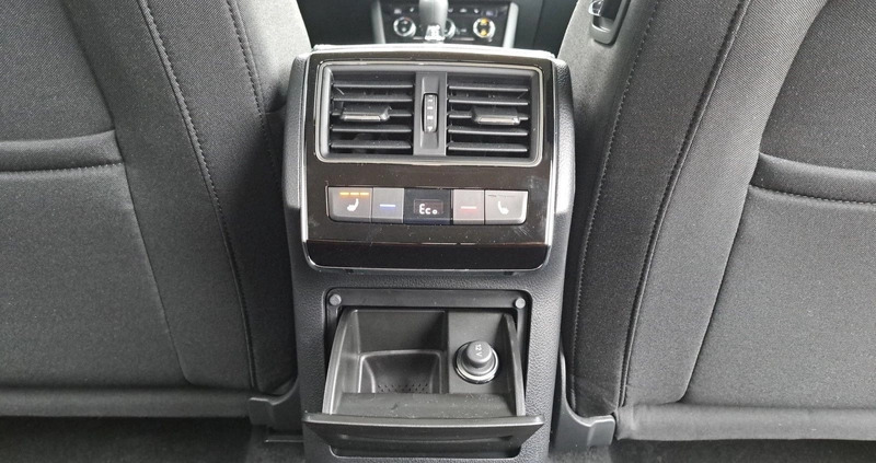 Skoda Superb cena 189590 przebieg: 10, rok produkcji 2024 z Skalbmierz małe 301